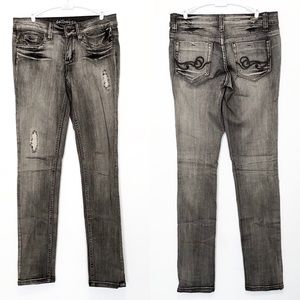 DOLLHOUSE Distressed Skinny Fit Jeans